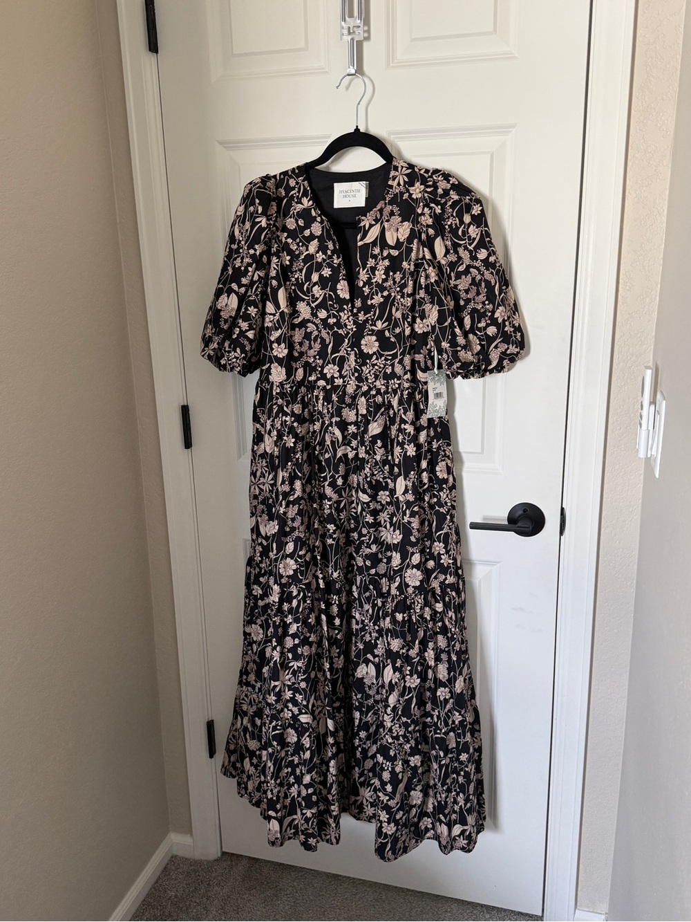 NWT Tuckernuck Hyacinth House Cisco Maxi Dress in Black & Tan Floral Print Small - Picture 2 of 6